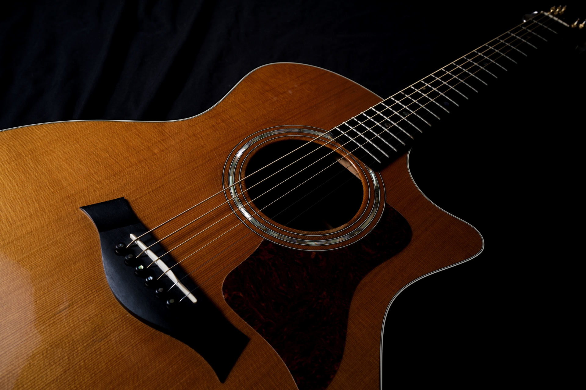 コースティックギター