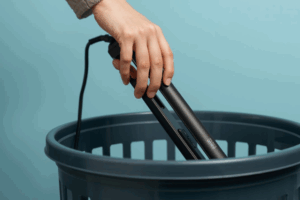 ヘアーアイロンの捨て方7選！不燃ゴミ？無料処分は？注意点も解説