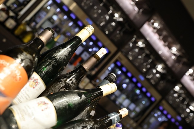 ワインクーラーで冷えたワイン