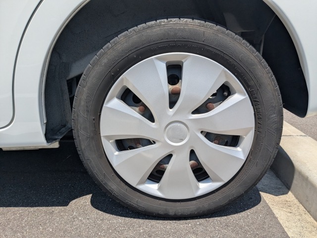 スチールホイールの後輪