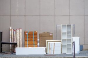 粗大ごみ処理券はどこで買える？コンビニでのシールの買い方から書き方まで解説！