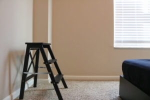 脚立を処分できる6つの方法！無料引き取りから買取まで比較解説