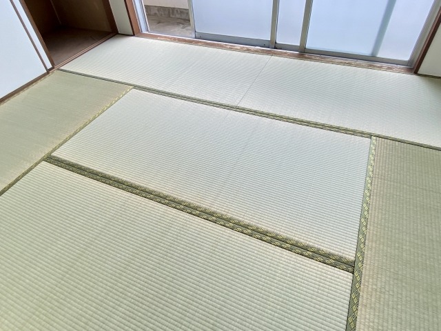 張り替えが済んだ6畳間