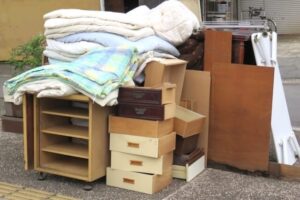 粗大ゴミを運べない！1人でも処分できる6つの方法と費用を安くするコツ